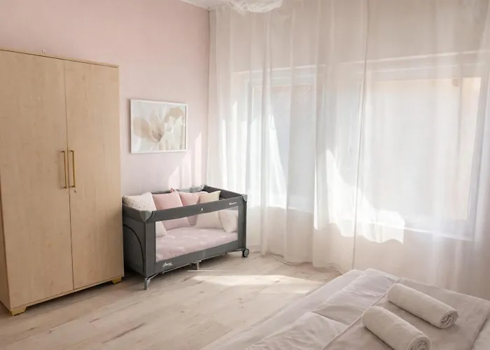 Iris Секешфехервар