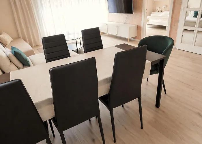 Iris Апартаменты *